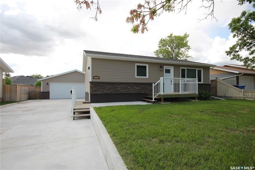 New property listed in College Heights, North Battleford