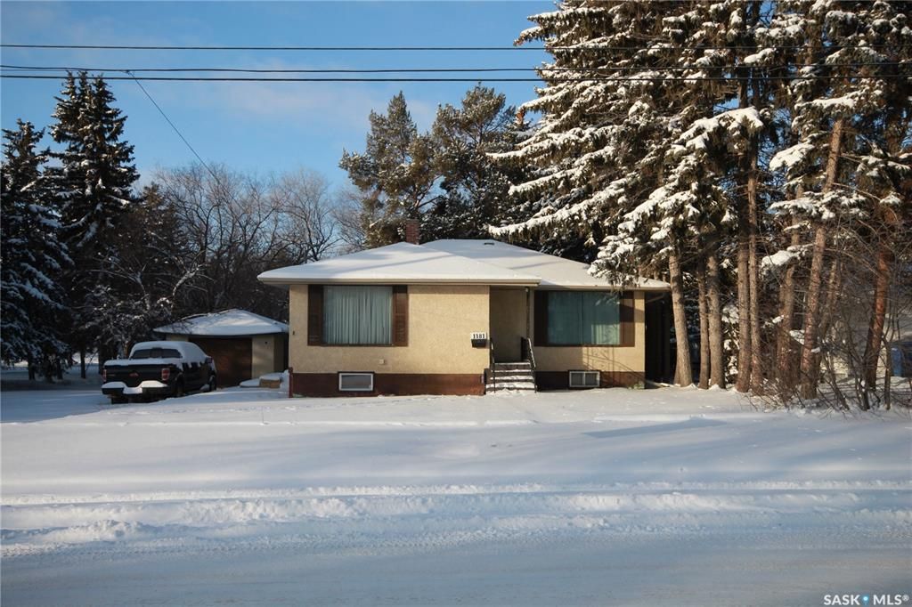 New property listed in Deanscroft, North Battleford
